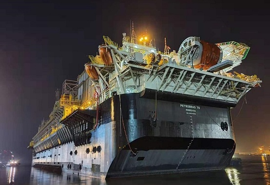 Com FPSO P-70, Petrobras inicia produção no pré-sal do campo de Atapu, BS Com FPSO P-70, Petrobras inicia produção no pré-sal do campo de Atapu, BS