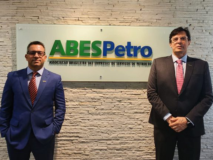 Nova diretoria-executiva e novo conselho tomaram posse dia 15
