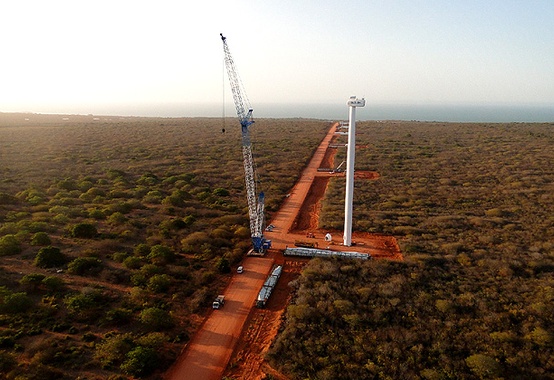 Suzlon instala primeiras turbinas S95 do Brasil Suzlon instala primeiras turbinas S95 do Brasil