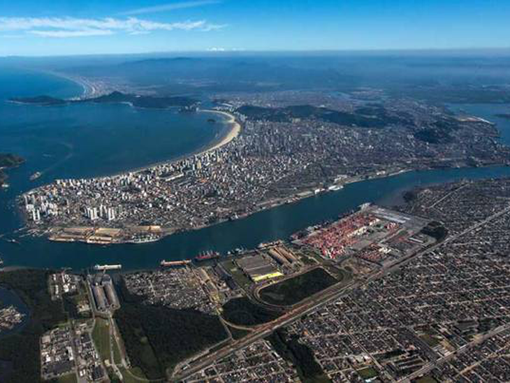 Codesp estabelece novo calado operacional de 12,7 metros