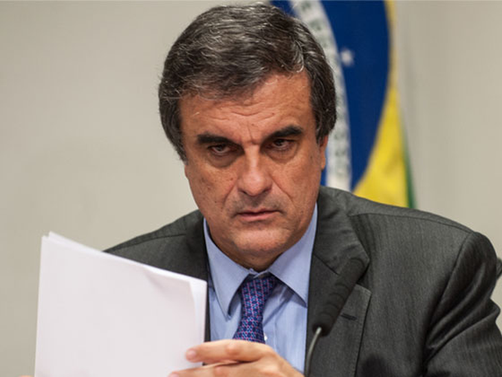 CPI da Petrobras aprova convocação do ministro da Justiça