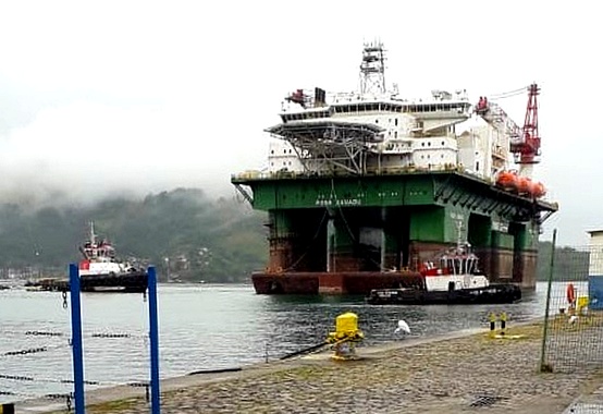 Porto de Angra dos Reis recebe a plataforma POSH Xanadu para manutenção Porto de Angra dos Reis recebe a plataforma POSH Xanadu para manutenção