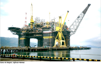 Petrobras batiza plataforma P-56 em Angra