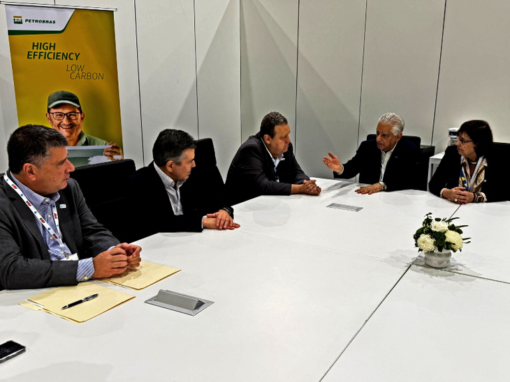 Na OTC Houston 2025, Firjan participa da assinatura de MoU entre EBSE e COTEMAR