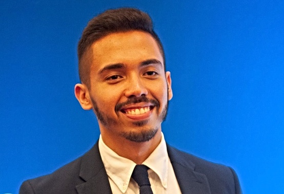 Estamos trabalhando de casa? Ou morando no trabalho? por Max William Rocha Tocantins Estamos trabalhando de casa? Ou morando no trabalho? por Max William Rocha Tocantins