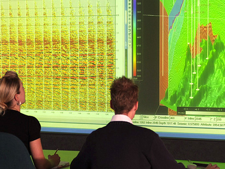 CGG e Baker Hughes realinham joint venture