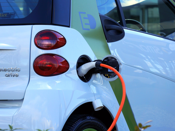 Projeto de Lei zera impostos sobre importação e venda de carros elétricos no Brasil