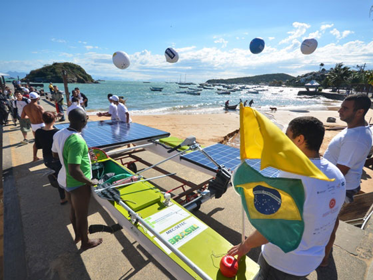 Búzios recebe competição nacional de barcos elétricos