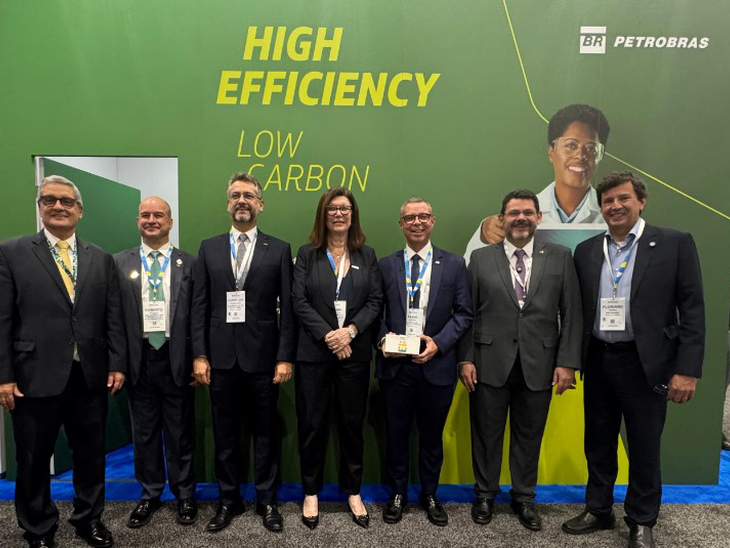 Fábio Mitidieri participa da abertura do Pavilhão Brasil em feira nos EUA e discute avanços no projeto SEAP com Petrobras