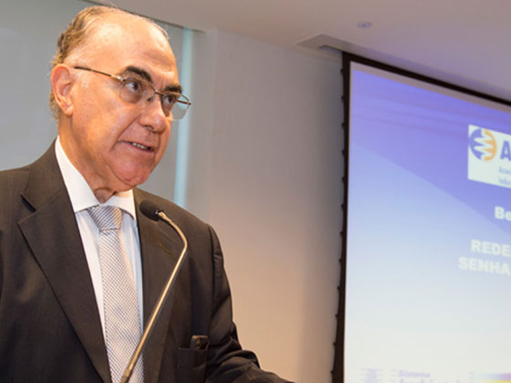 Mercado de gás natural precisa de segurança no abastecimento e preços competitivos