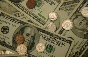 Saída de dólares do país supera entrada em US$ 4,68 bi