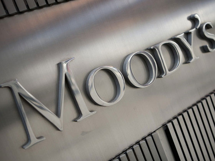 Moody's rebaixa nota de crédito, mas mantém grau de investimento do Brasil