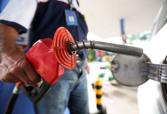 Gasolina sobe em 24 estados e no DF; valor médio avança 1,01% no país Gasolina sobe em 24 estados e no DF; valor médio avança 1,01% no país