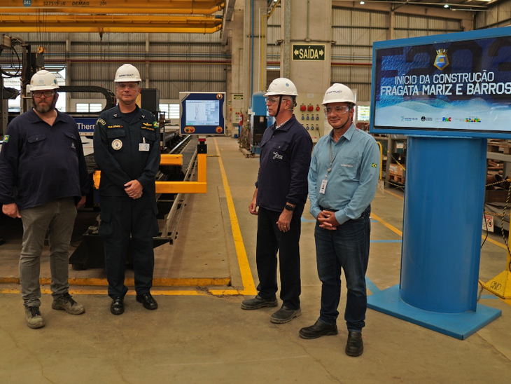 Marinha do Brasil inicia a construção do 4º navio da Classe Tamandaré com o Corte de Chapa da F203 - Fragata "Mariz e Barros"