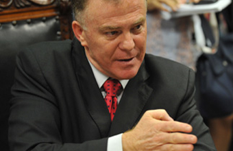 Casagrande cobra maior participação do Planalto nas negociação sobre a partilha dos royalties