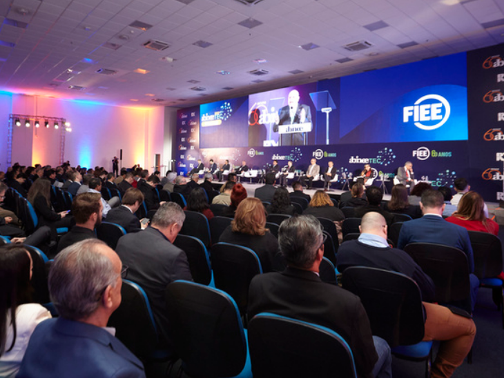FIEE 2025 tem início nesta terça-feira, dia 9, com 600 marcas e expectativa de R$ 2 bilhões em negócios