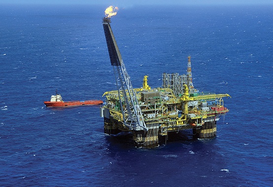 Produção de petróleo diminui 0,7% em relação a setembro Produção de petróleo diminui 0,7% em relação a setembro