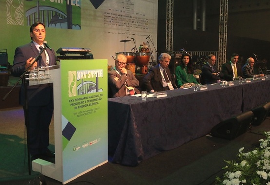 Modernização do setor elétrico mobilizou 2,5 mil pessoas no SNPTEE, em BH Modernização do setor elétrico mobilizou 2,5 mil pessoas no SNPTEE, em BH