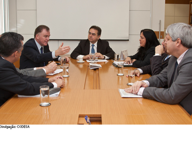 Ministro recebe bancada do ES e anuncia R$ 400 milhões para obras