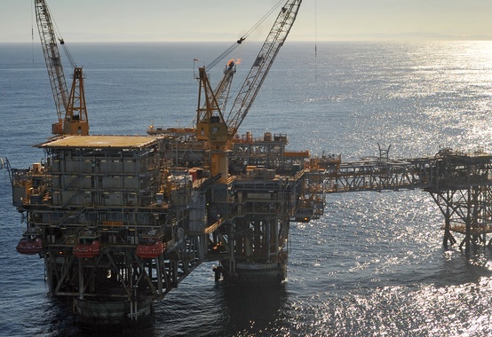 Petrobras e ExxonMobil formam Aliança Estratégica em E&P Petrobras e ExxonMobil formam Aliança Estratégica em E&P