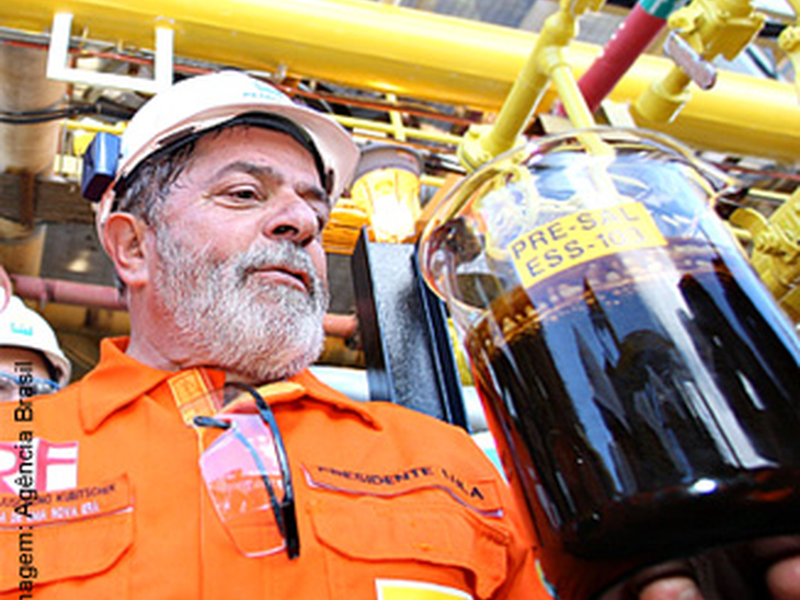 Lula anuncia hoje regras para exploração do petróleo do pré-sal  