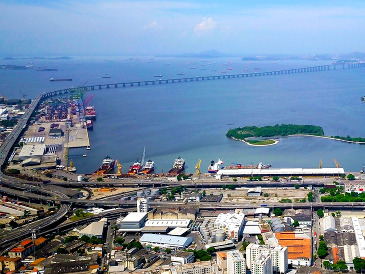 Porto do Rio de Janeiro terá vacinação contra gripe para portuários e caminhoneiros