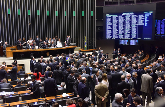 Fica para terça, dia 5 votação do parecer sobre exclusividade da Petrobras 