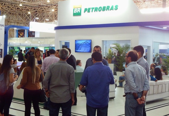 Quatro novas plataformas na Bacia de Campos Quatro novas plataformas na Bacia de Campos