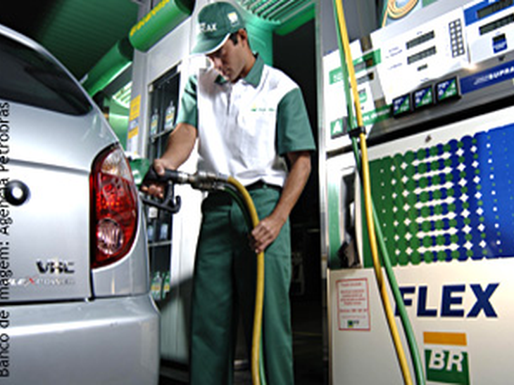 Brasil bate recorde na exportação de etanol em 2008 