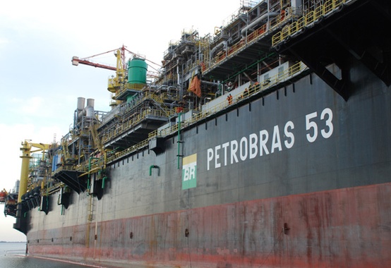 Manutenção de plataformas reduz produção da Petrobras em junho Manutenção de plataformas reduz produção da Petrobras em junho