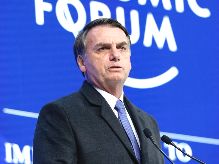 Meu governo sabe o que precisa ser feito para mudar o Brasil, diz Bolsonaro durante jantar com empresários