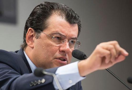 Eduardo Braga: Brasil está mais longe de qualquer risco de racionamento Eduardo Braga: Brasil está mais longe de qualquer risco de racionamento