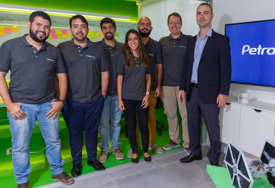 Petronect lança, em parceria com a PUC-Rio, moderno laboratório de inovação Petronect lança, em parceria com a PUC-Rio, moderno laboratório de inovação