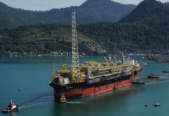 Petrobras inicia produção comercial em Iracema Sul no pré-sal da Bacia de Santos Petrobras inicia produção comercial em Iracema Sul no pré-sal da Bacia de Santos