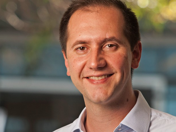 A revolução da inteligência artificial: como usá-la a favor do seu negócio? por Fernando Moulin
