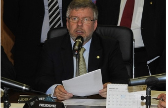 Presidente da Câmara defende criação de comissão especial para discutir royalties