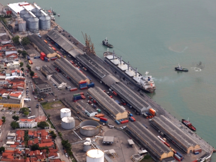 O consórcio BR Distribuidora, Ipiranga e Raízen arremata área no Porto de Vitória e de Cabedelo na PB no leilão de hoje