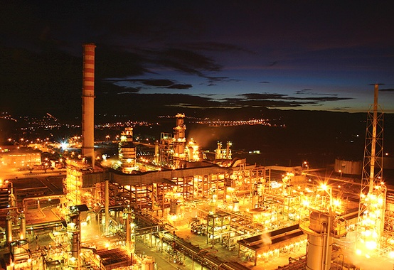Petrobras tem novo recorde de processamento nas refinarias do país Petrobras tem novo recorde de processamento nas refinarias do país