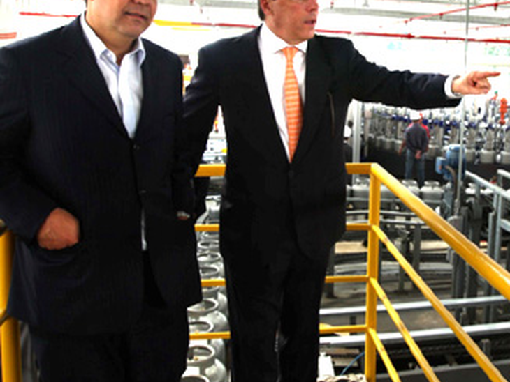 Governador Sérgio Cabral inaugura parque industrial da SHV Gas Brasil