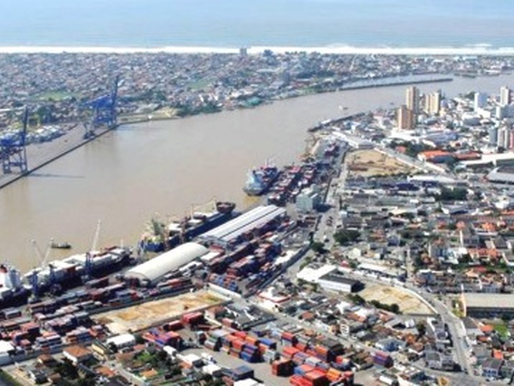 Movimentação de cargas na Portonave cresce 72,4%   