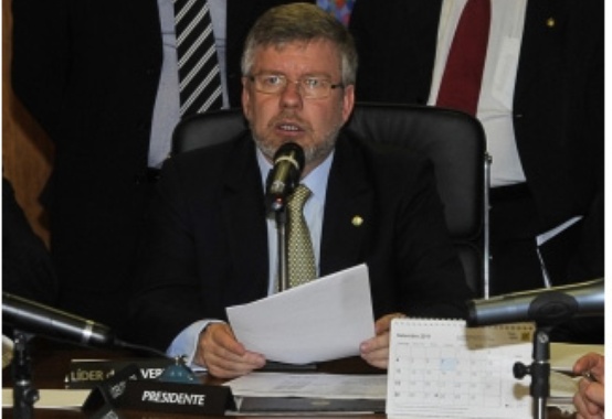 Presidente da Câmara defende criação de comissão especial para discutir royalties Presidente da Câmara defende criação de comissão especial para discutir royalties
