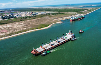 Porto do Açu e SISTAC assinam acordo para fornecer serviços de descomissionamento