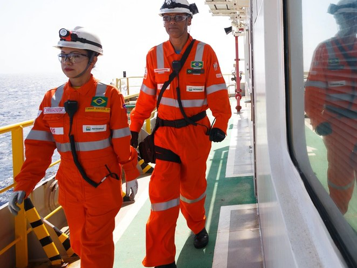 Imposto Seletivo sobre petróleo e gás ameaça exportações e investimentos