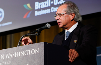 Em Washington, Paulo Guedes pede que empresários dos EUA invistam no Brasil