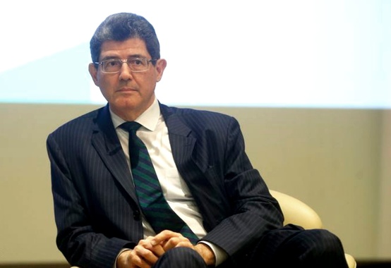 Parcerias com a iniciativa privada e o fortalecimento das empresas médias, defende Levy Parcerias com a iniciativa privada e o fortalecimento das empresas médias, defende Levy