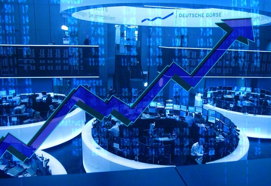 Dólar fecha abaixo de R$ 3,35 e ações da Petrobras sobem Dólar fecha abaixo de R$ 3,35 e ações da Petrobras sobem