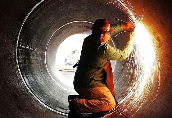 Custo da indústria brasileira sobe e reduz competitividade Custo da indústria brasileira sobe e reduz competitividade
