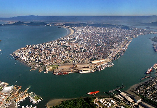Etanol brasileiro ganha o mundo a partir do Porto de Santos Etanol brasileiro ganha o mundo a partir do Porto de Santos