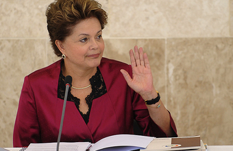 Dilma envia ao Congresso nova proposta sobre os royalties