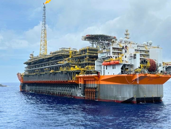 Com 5,304 milhões de boe/d, produções de petróleo e de gás batem novo recorde em fevereiro de 2026